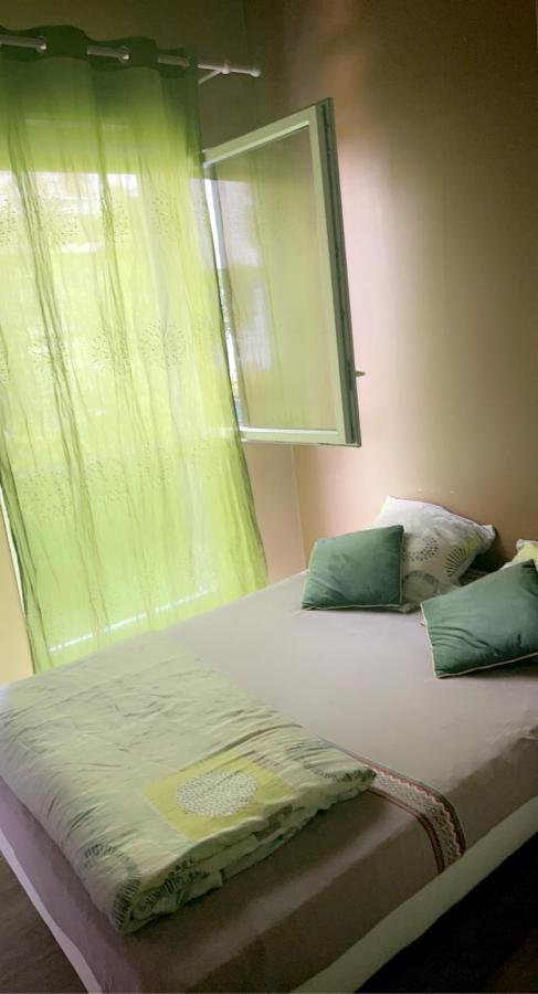 Valenton Chambre Avec Salle De Bain Privee מראה חיצוני תמונה